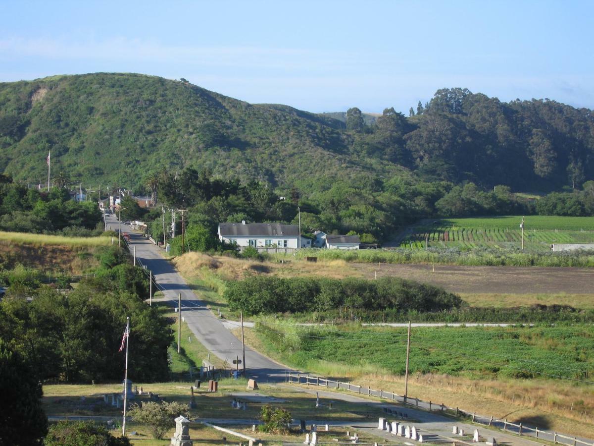 Pescadero Creek Inn Екстериор снимка
