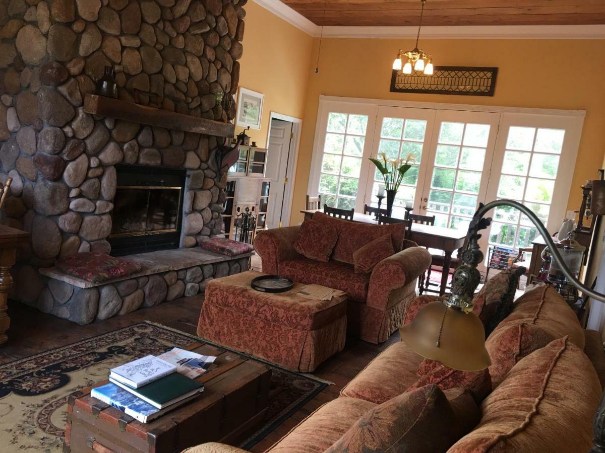 Pescadero Creek Inn Екстериор снимка